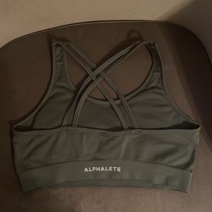 Alphalete sports bra
